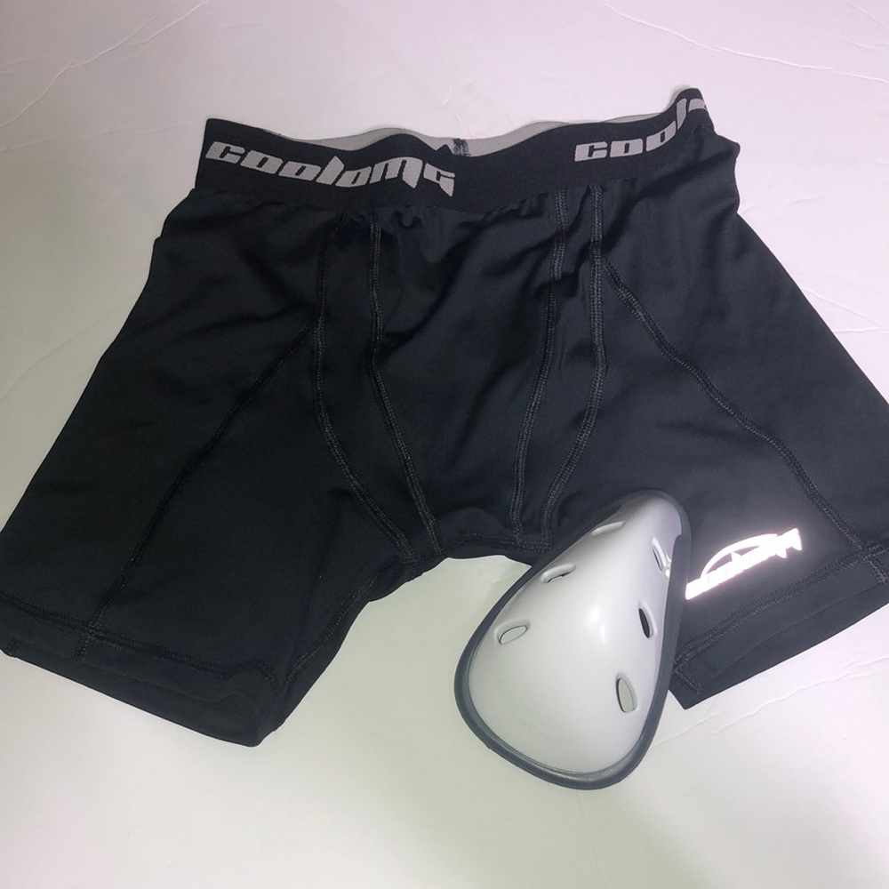 CoolOMG BOYS Boxer with Hard Cup Size M
